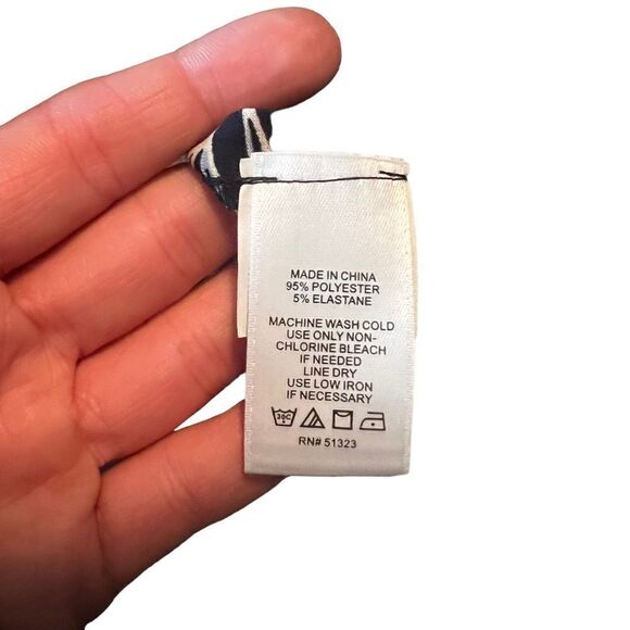 NWT! 1. State floral print pants. Size small - Picture 6 of 14